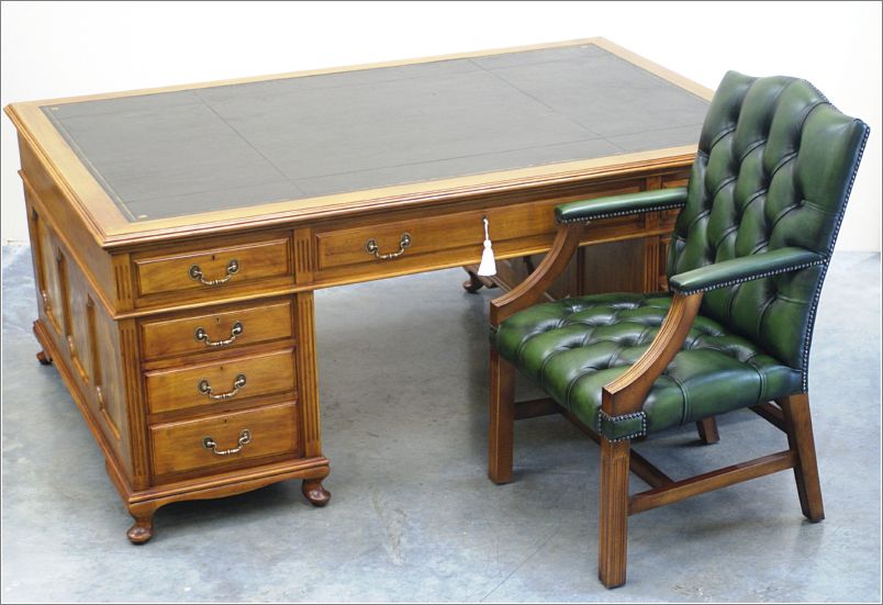1019 Antique Large Mahogany Partners Desk (7)